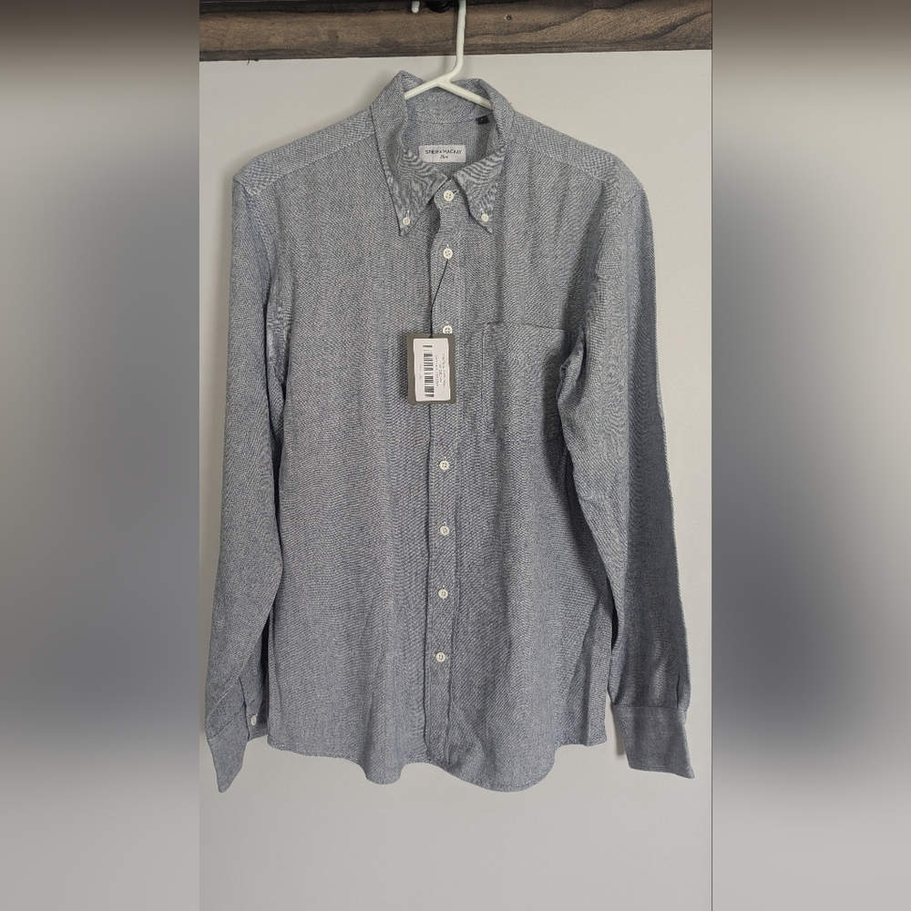 Men's Button-Down Long Sleeve Shirt — Light Blue